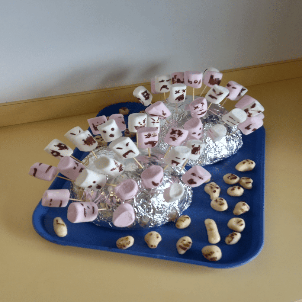 virginie-bertani-animatrice-independante-activite-deco-bonbons-halloween
